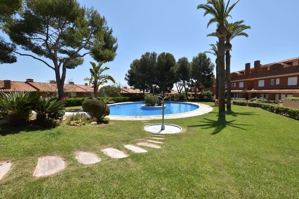 Preciosa Zona Natural La Mora Villa Tarragona Exterior foto