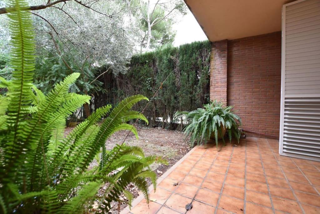Preciosa Zona Natural La Mora Villa Tarragona Exterior foto